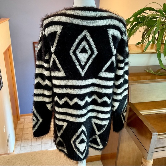 Fuzzy Soft Open Cardigan by Cliche, Size Medium - Picture 2 of 5